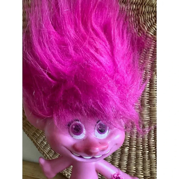Hasbro 2016 Pink Hair Poppy Singing Troll Girl Doll - Picture 2 of 7